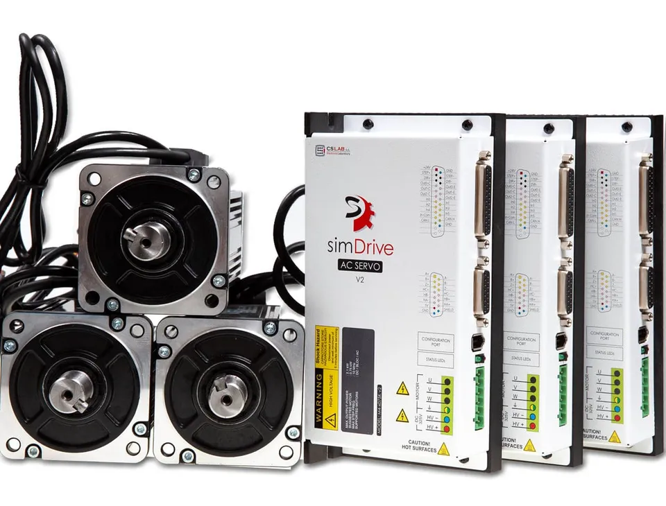 cslabs-simdrive-ac-servosystem-750w-3-achs-set-treiber-motoren image 1