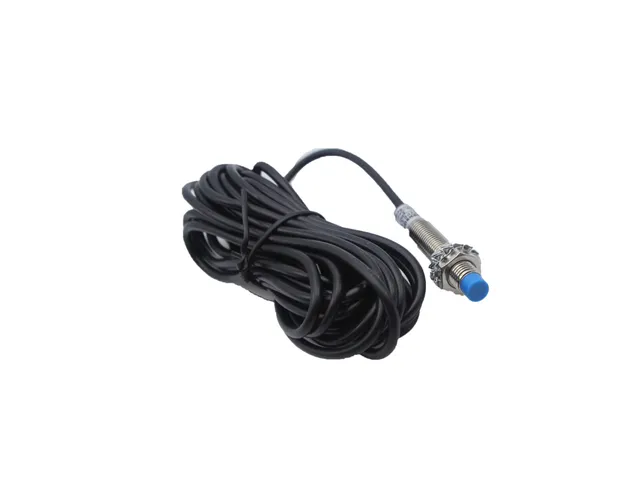 cslabs-induktiver-n-herungsschalter-lm8-3002pb image 1
